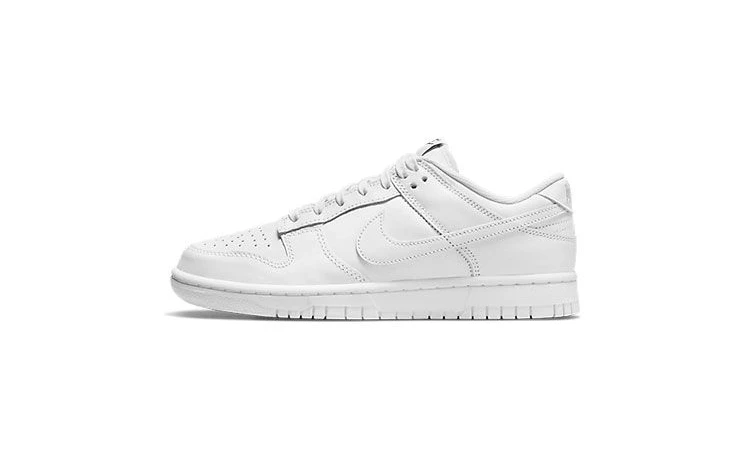 Nike Dunk Low Triple White