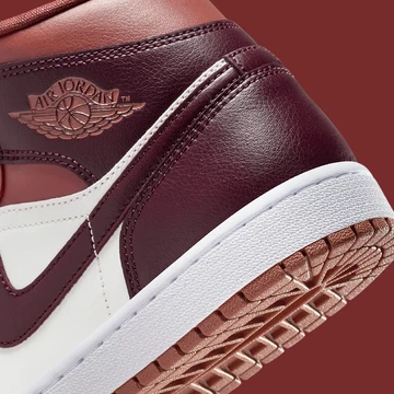 Jordan 1 Mid Dusty Peach