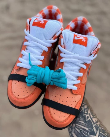 Concepts Nike SB Dunk Low Orange Lobster