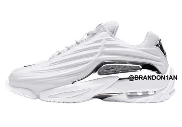 NOCTA Nike Hot Step 2 White Leak von der Seite