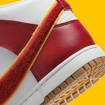 Dunk High Chenille Swoosh Gym Red