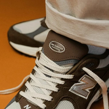 New Balance 2002R Mocha
