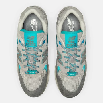 PALACE New Balance 580 Grey