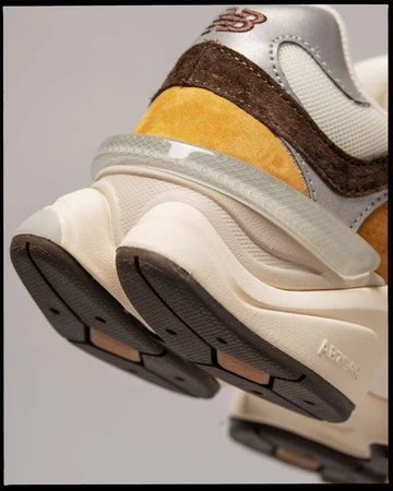 New Balance 9060 Workwear