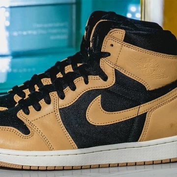 Jordan 1 High Vachetta Tan