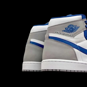 Air Jordan 1 True Blue