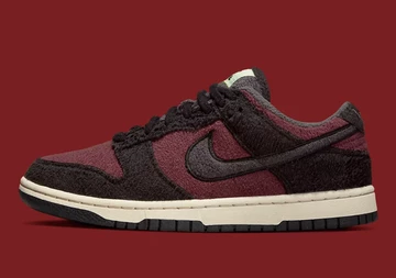 Nike Dunk Low Fleece - Black and Maroon