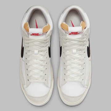 Nike Blazer Mid Remastered Light Bone
