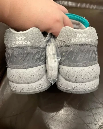 Palace x New Balance MT580