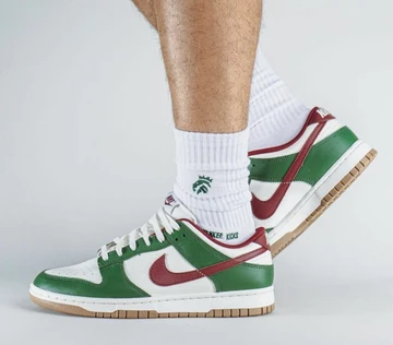 Dunk Low Gorge Green