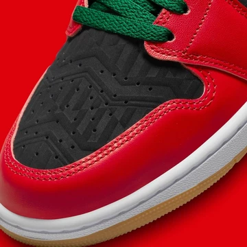 Jordan 1 Mid Christmas