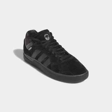 Spitfire adidas Tyshawn Black