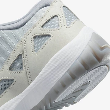 Jordan 11 Low Light Orewood Brown