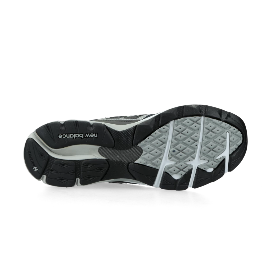 New Balance 920 Gray Black Made in UK M920GNS | Dead Stock
