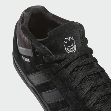 Spitfire adidas Tyshawn Black