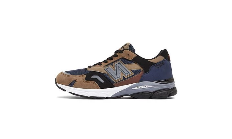 New Balance 920 Navy Beige