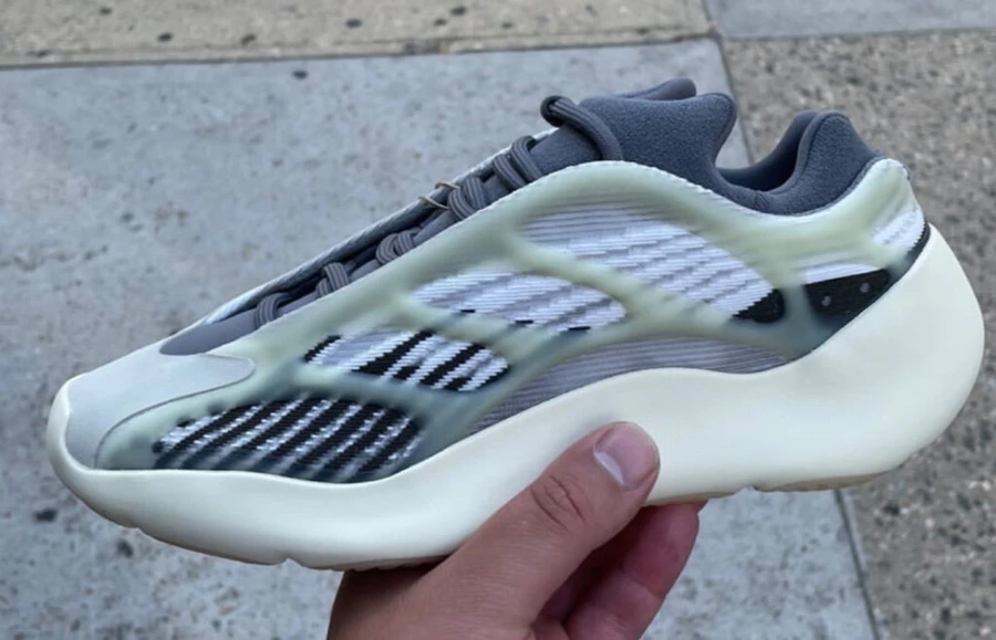 Yeezy 700 sales salt stock