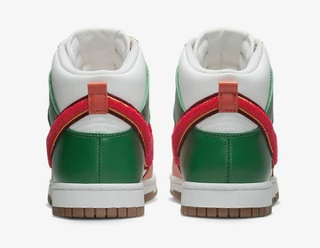 Dunk High Chenille Swoosh Habanero Red