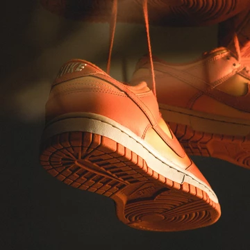 Dunk Low Magma Orange