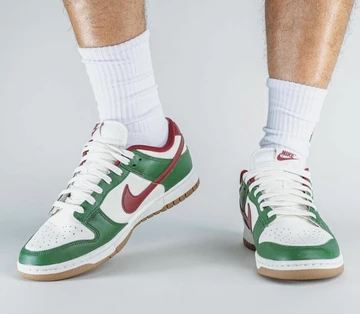 Dunk Low Gorge Green