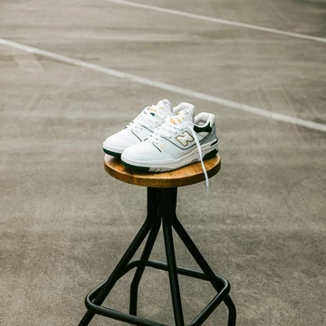 New Balance 550 White Nightwatch Green