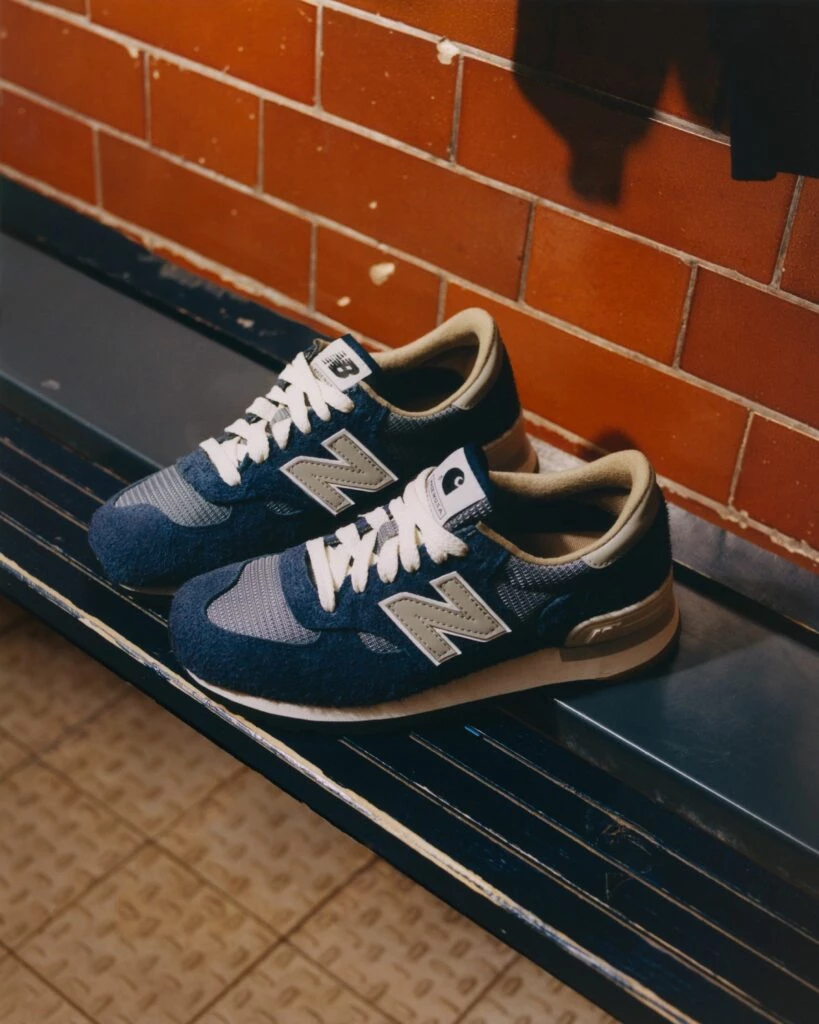 Carhartt WIP New Balance 990v1 Dark Navy M990CH1 | Dead Stock