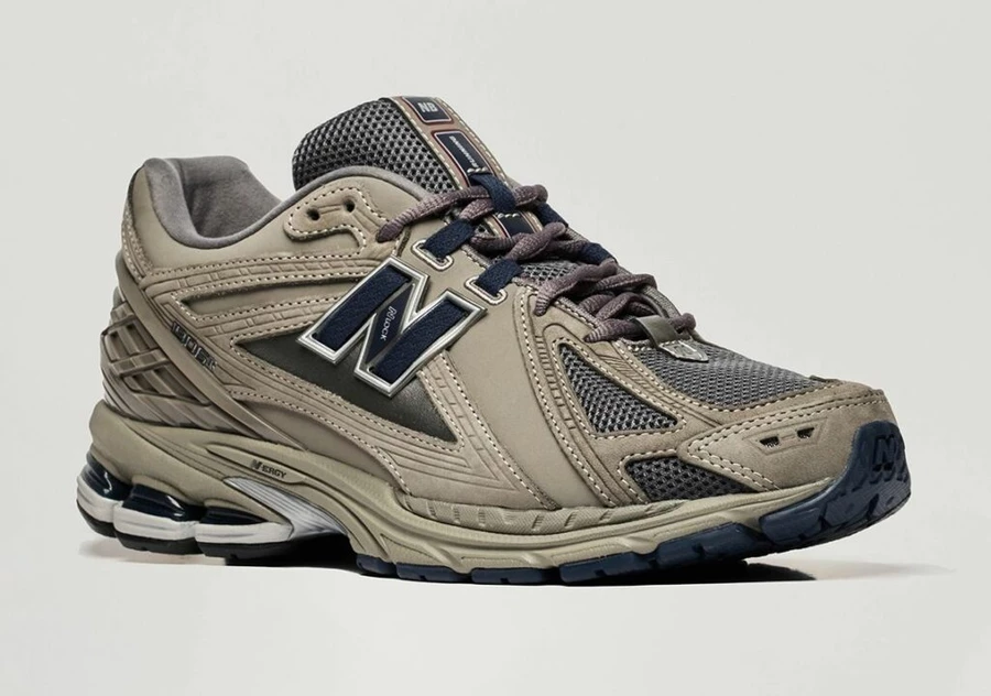 new-balance-1906r-m1906rb-10.