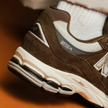 New Balance 2002R Mocha