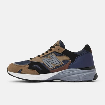New Balance 920 Navy Beige
