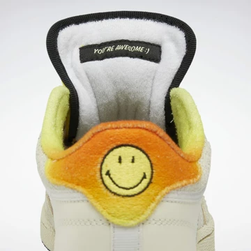 Reebok Smiley Club C 85 Gold