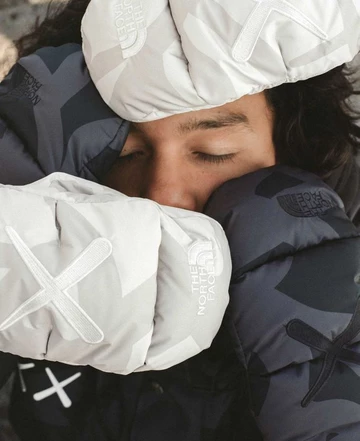 KAWS The North Face Kollektion Winter 2022