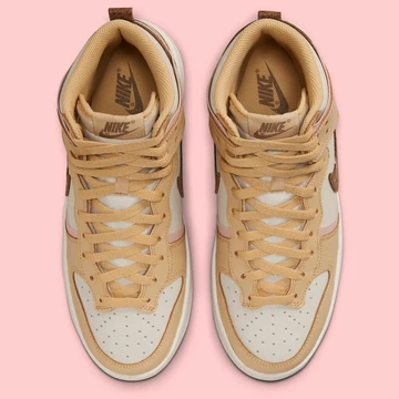 Dunk High Up Light Orewood Brown