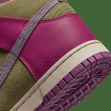 Dunk High Dynamic Berry