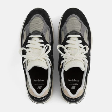 New Balance 990v2 Black