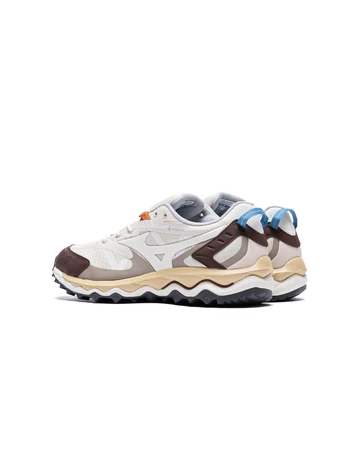 Mizuno Wave Mujin TL Summer Sand schräg von hinten