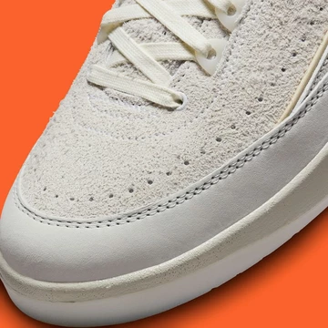 Shelflife Jordan 2 Low Sail