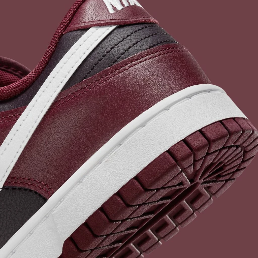 Dunk Low Dark Beetroot DJ6188-600 | Dead Stock