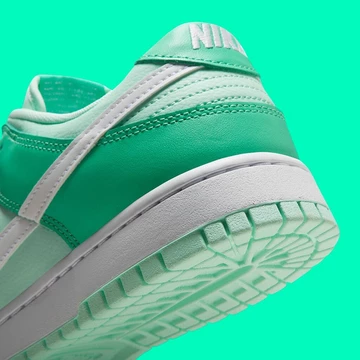 Dunk Low Mint Foam
