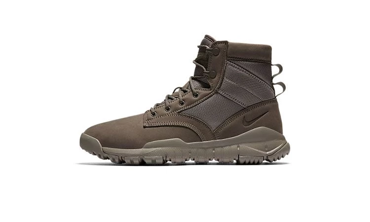 Nike SFB 6 Leather Boot Dark Mushroom 862507 201 Dead Stock