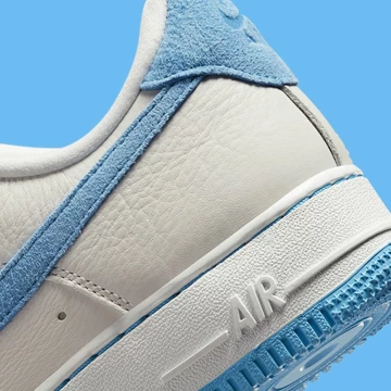Air Force 1 LXX University Blue