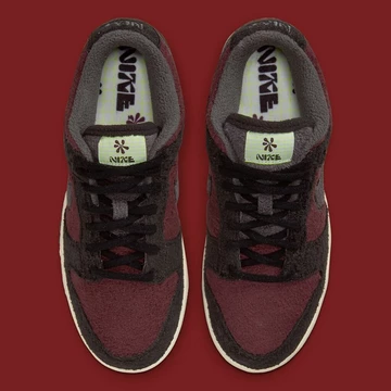 Dunk Low Fleece Burgundy Crush