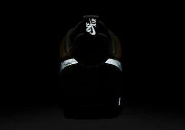 Air Force 1 LV8 Cargo Khaki