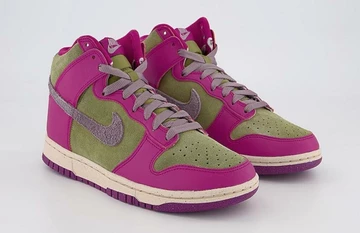 Dunk High Dynamic Berry
