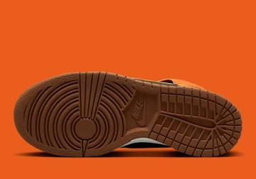 Dunk High Safety Orange