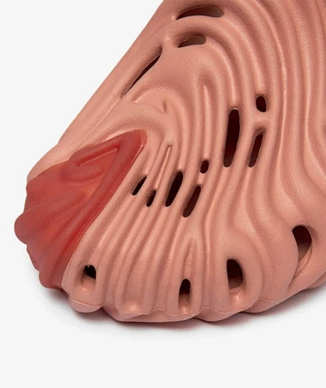 Salehe Bemburry Crocs Clog Kuwata