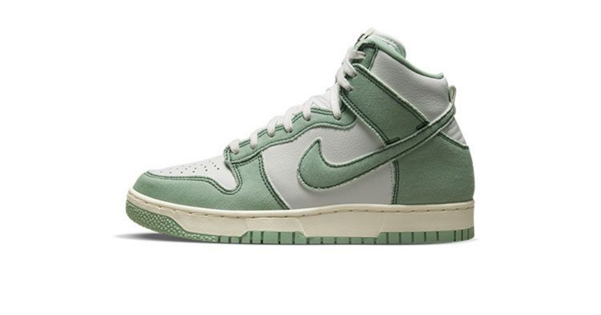 barely green dunk high