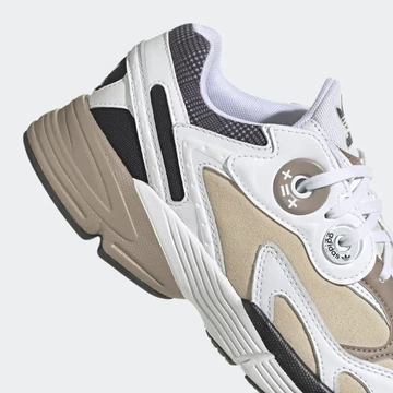 adidas Astir Chalky Brown