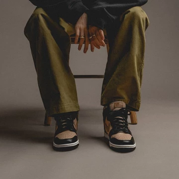 Dunk High LXX Black Flax