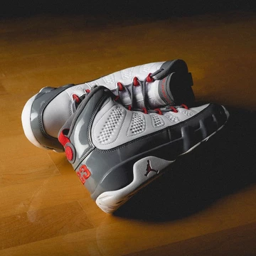 Jordan 9 Fire Red