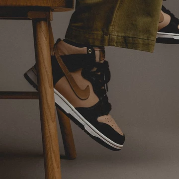 Dunk High LXX Black Flax